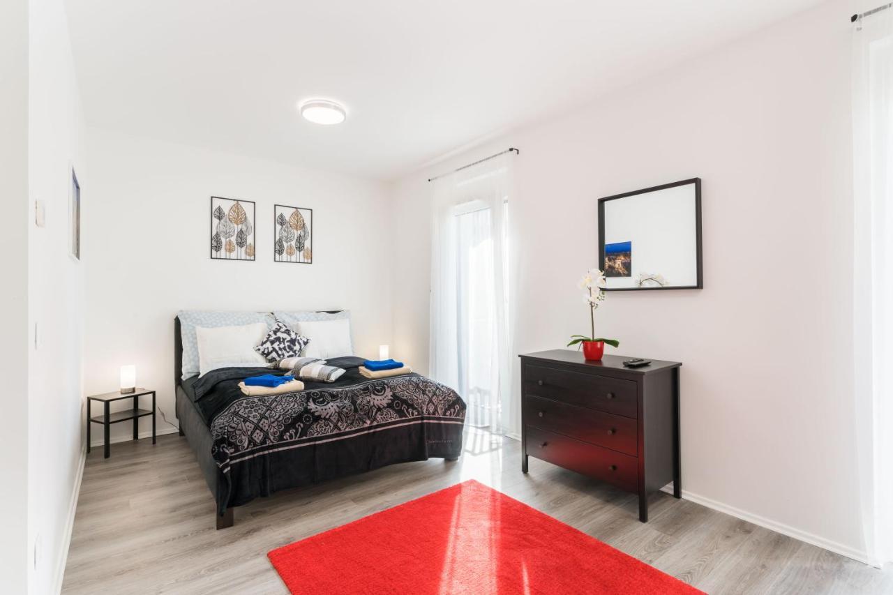New Blue Danube Apartment With Balcony And Parking Budapest Exterior photo